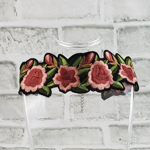 "Retro Flowers" Choker Necklace